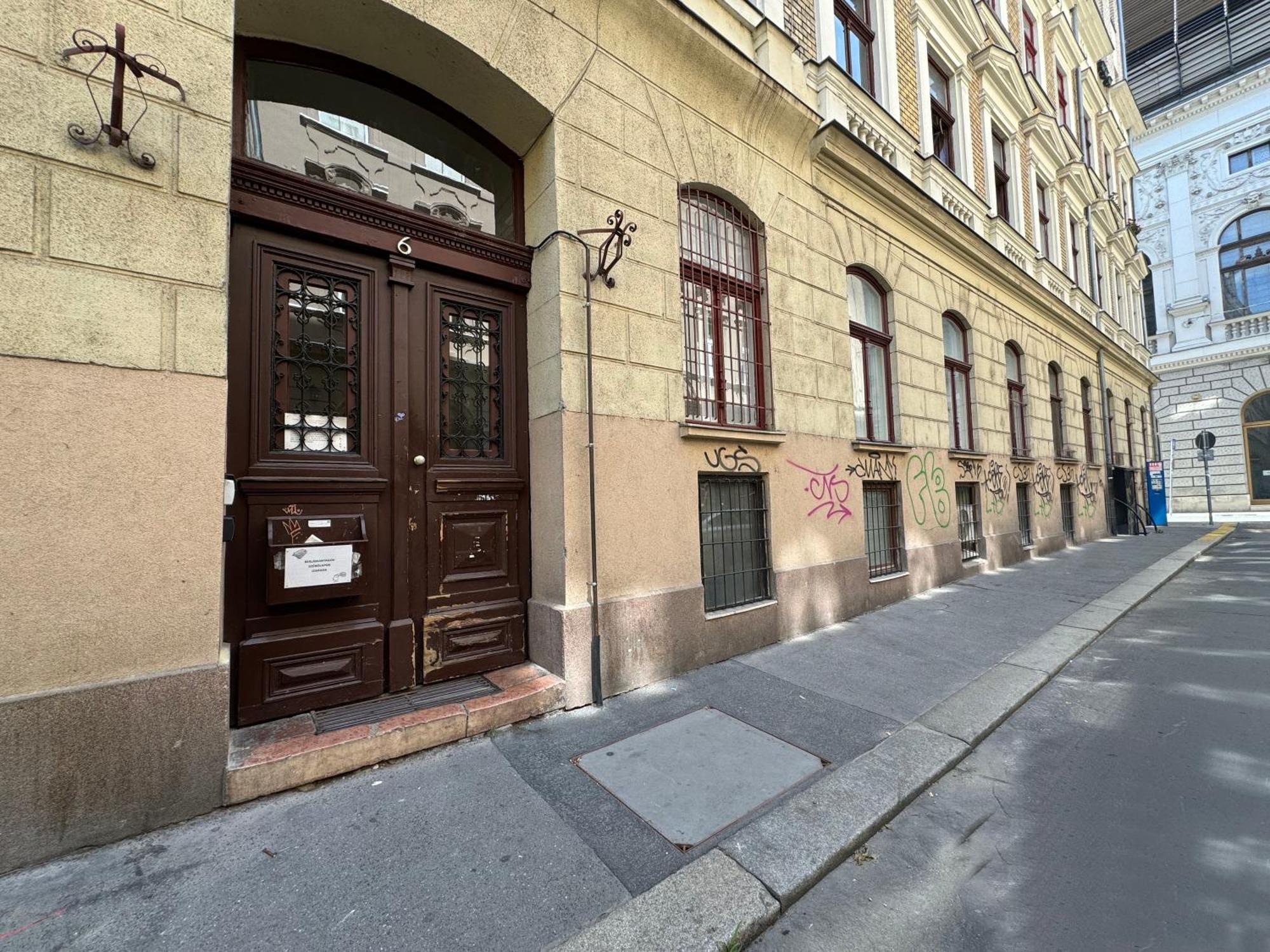 Charming Art Deco Style Apartment In The Heart Of Budapest Ngoại thất bức ảnh