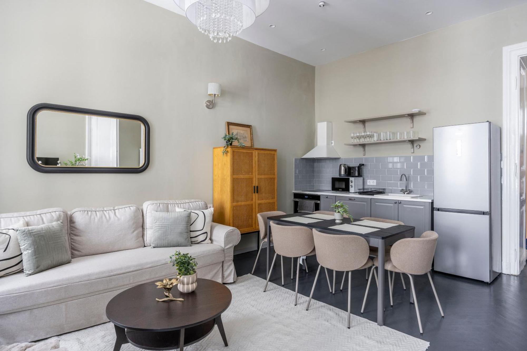 Charming Art Deco Style Apartment In The Heart Of Budapest Ngoại thất bức ảnh